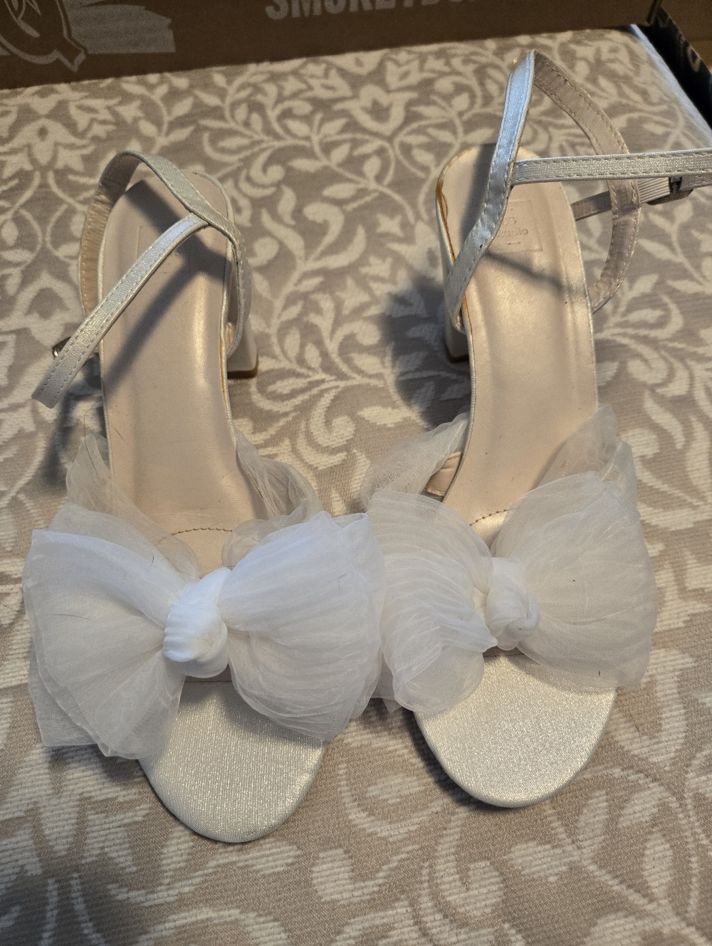 Women’s Ivory Bow Block-Heel Sandals with Ankle Strap
